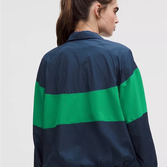 Lululemon Nylon Women's raceway Green and club Blue Jacket size small NWT - Picture 3 of 13